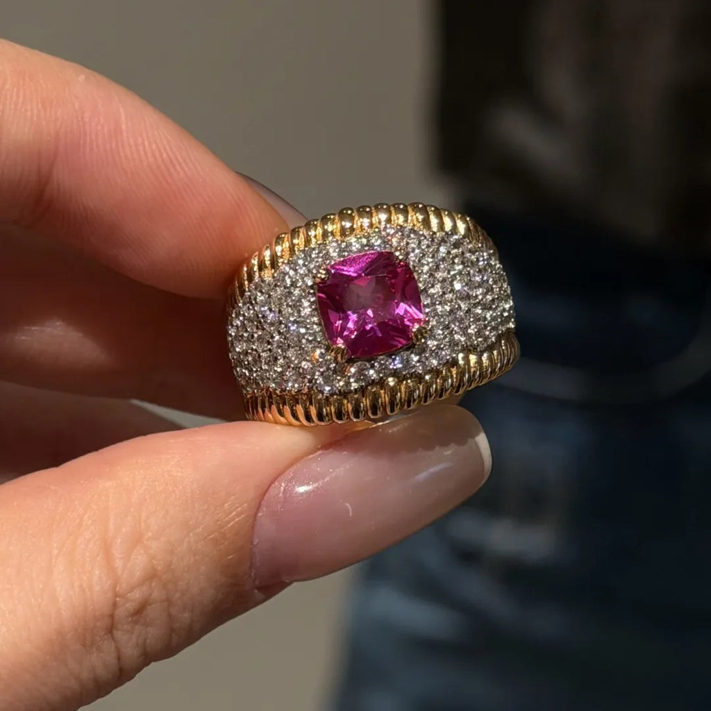 Starry Petals Ring · Lab-Grown Pink Sapphire