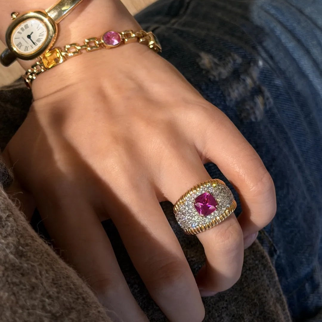 Starry Petals Ring · Lab-Grown Pink Sapphire